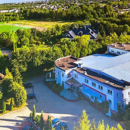 Hotel Soccer Sport Радомско Экстерьер фото
