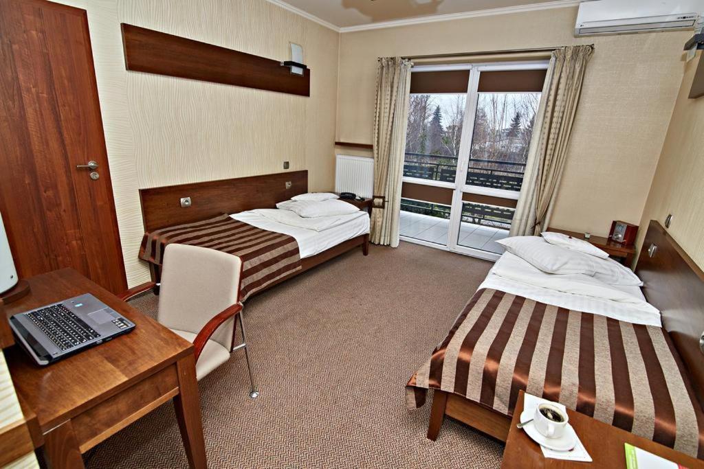Hotel Soccer Sport Радомско Экстерьер фото